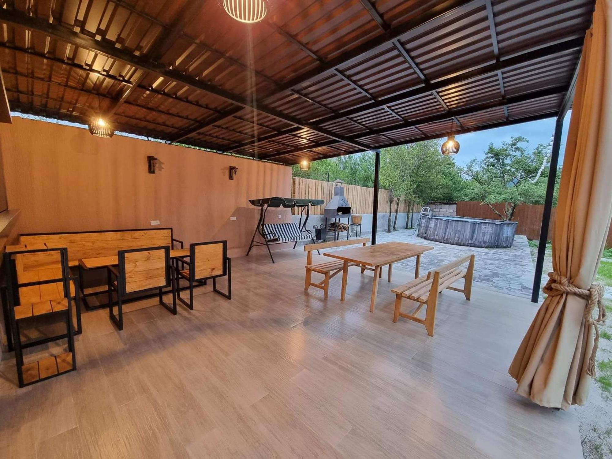 New Horizons , Apartment With 5 Bedrooms, Whole Apartment, Апартмент Целиком ديليجان المظهر الخارجي الصورة